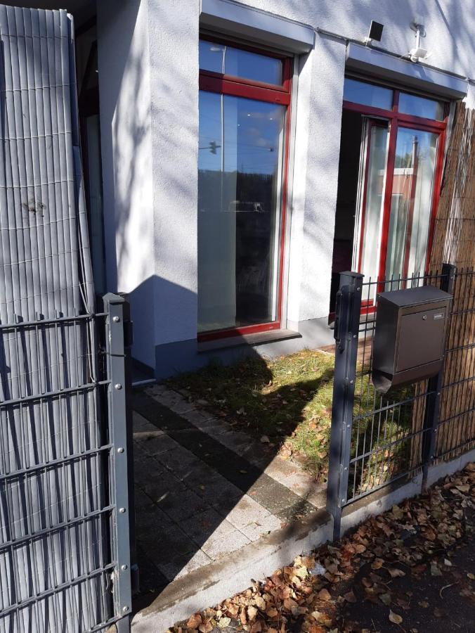 Luxurioese Wohnung Mit Eigenem Garten Аугсбург Екстериор снимка